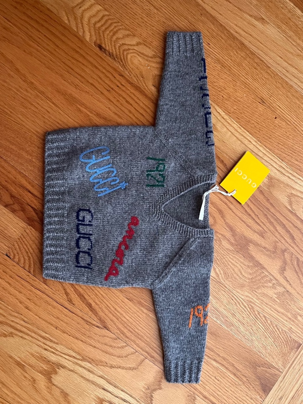 Gucci sweater
